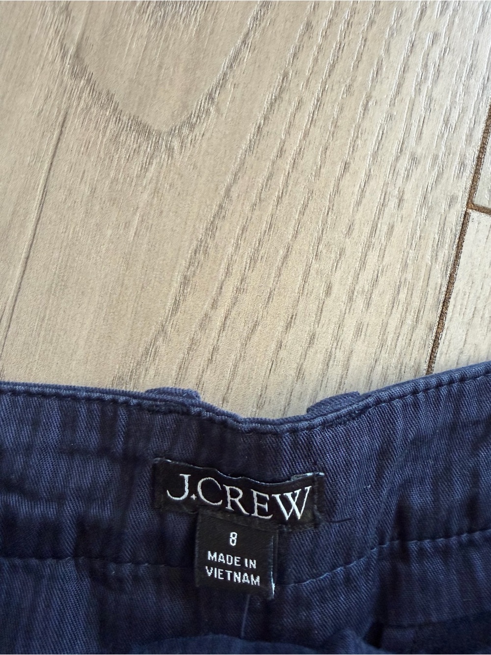 J. Crew Heritage Pleated Cotton Chino Shorts 3” Navy Size 8 NWT - Picture 4 of 7